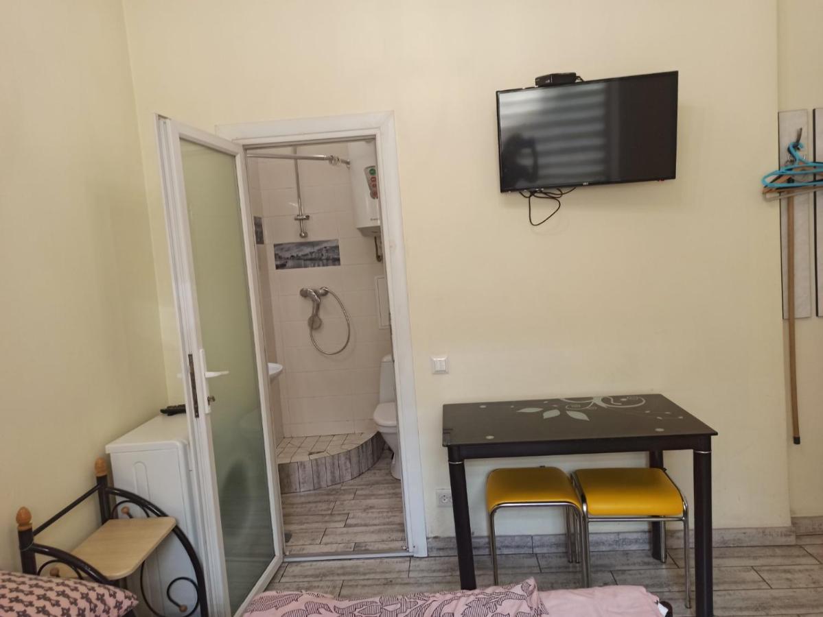 Smart Yellow Apartment-15 Хв Від Жд Вокзалу إلفيف المظهر الخارجي الصورة