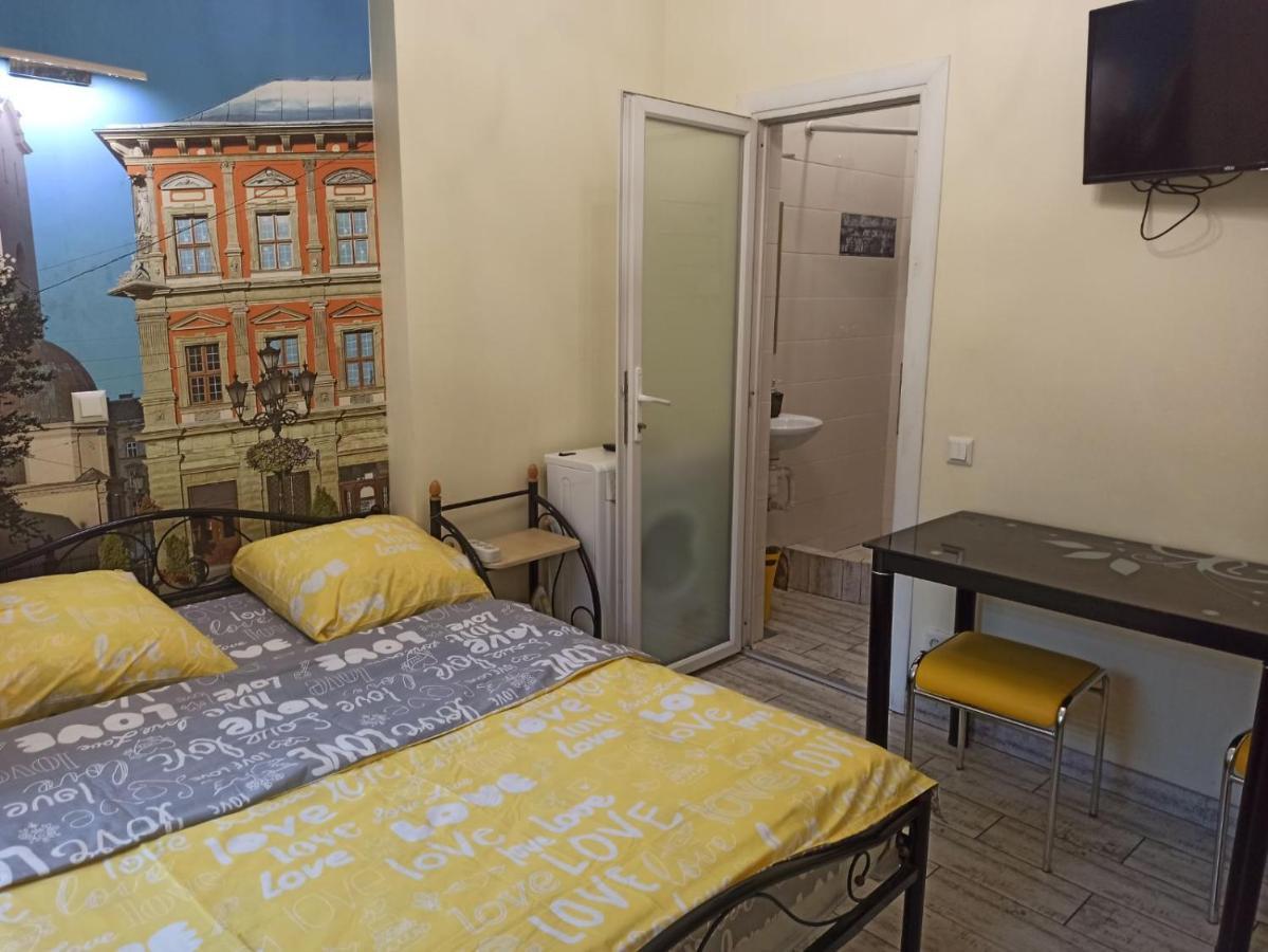 Smart Yellow Apartment-15 Хв Від Жд Вокзалу إلفيف المظهر الخارجي الصورة