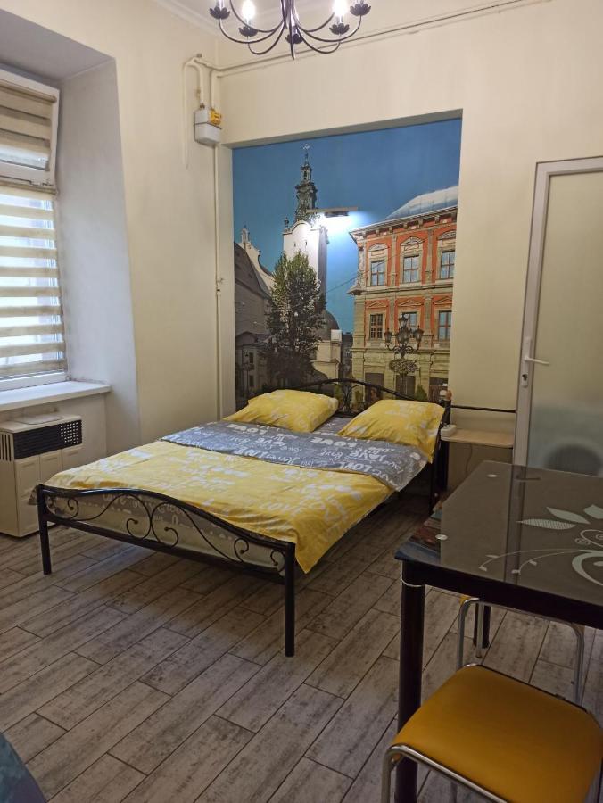 Smart Yellow Apartment-15 Хв Від Жд Вокзалу إلفيف المظهر الخارجي الصورة